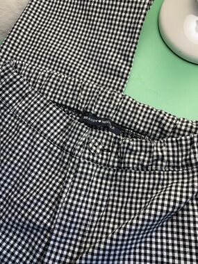 Brandy Melville Black & White Gingham pants, Small